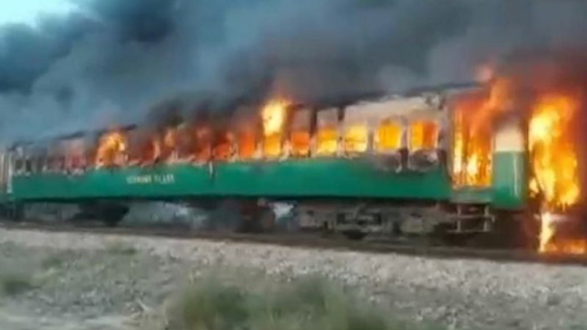 Tragedia: 71 personas murieron tras el incendio de un tren