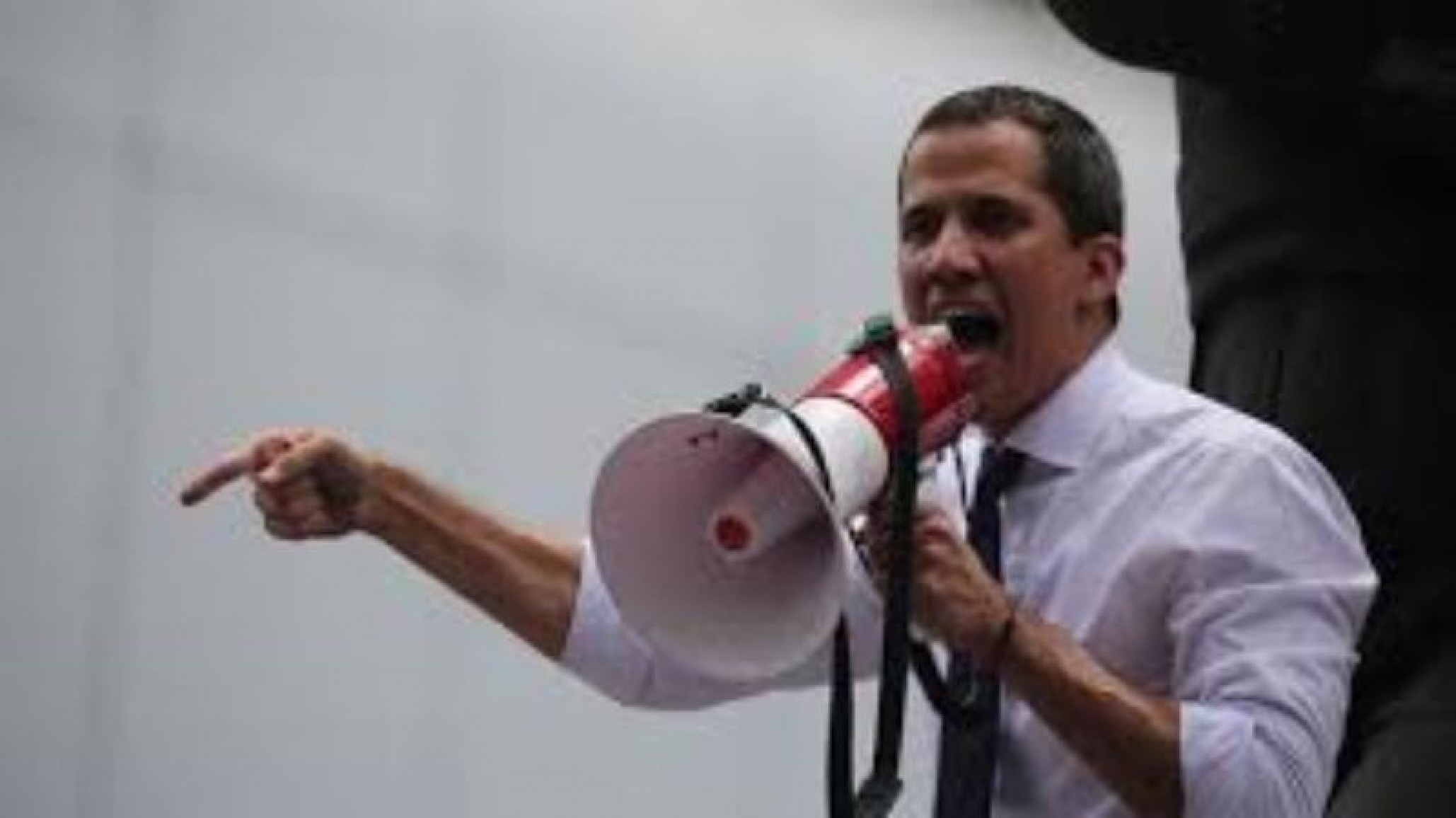 Venezuela: Juan Guaidó instaló la Nueva Junta de la Asamblea Nacional y fue reelecto