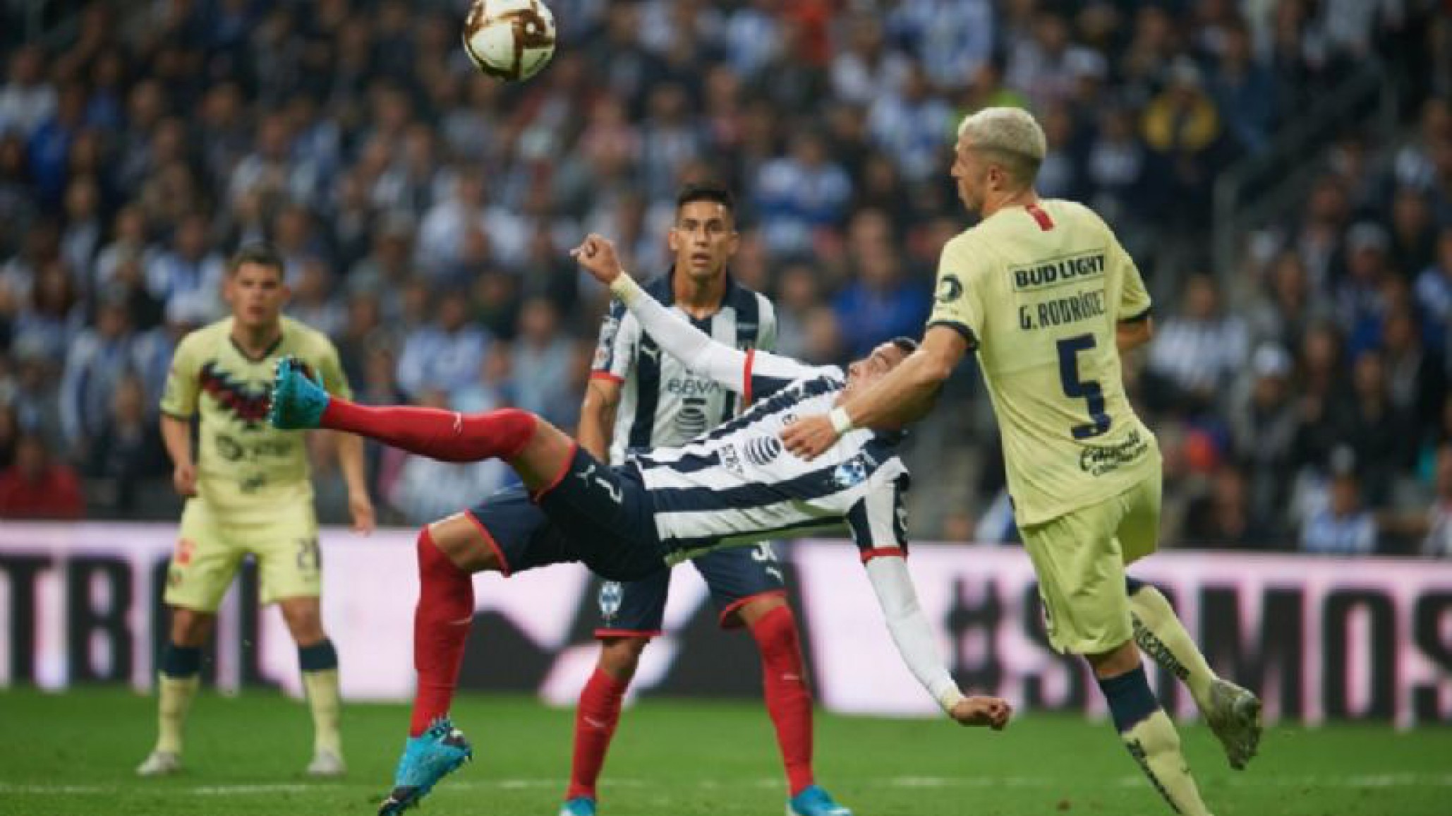 México: El impresionante gol de chilena de Funes Mori en tiempo de descuento en la Final de la Liga MX
