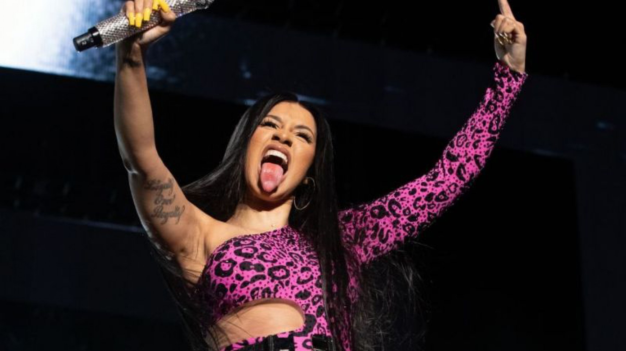 La famosa cantante Cardi B acusó a Donald Trump de ”terrorista”
