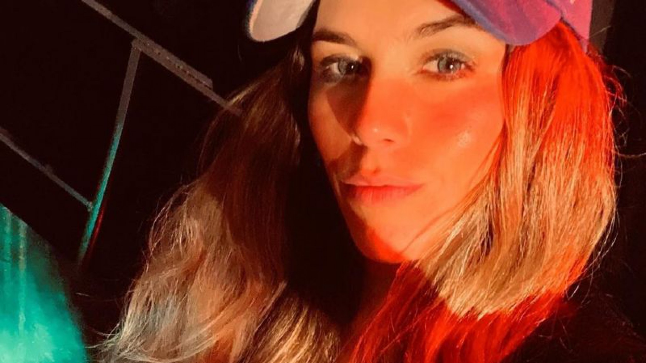 ¡Efectos cuarentena! Loly Antoniale retomó los libros y volvió a estudiar