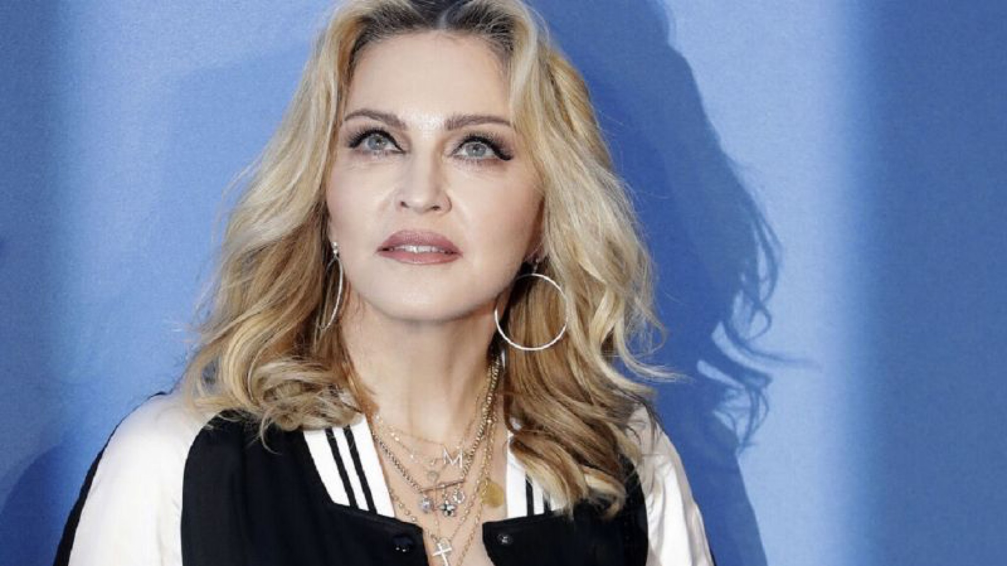 Fotos inéditas y enamoradísima: el emotivo mensaje de Madonna a su novio 36 años menor