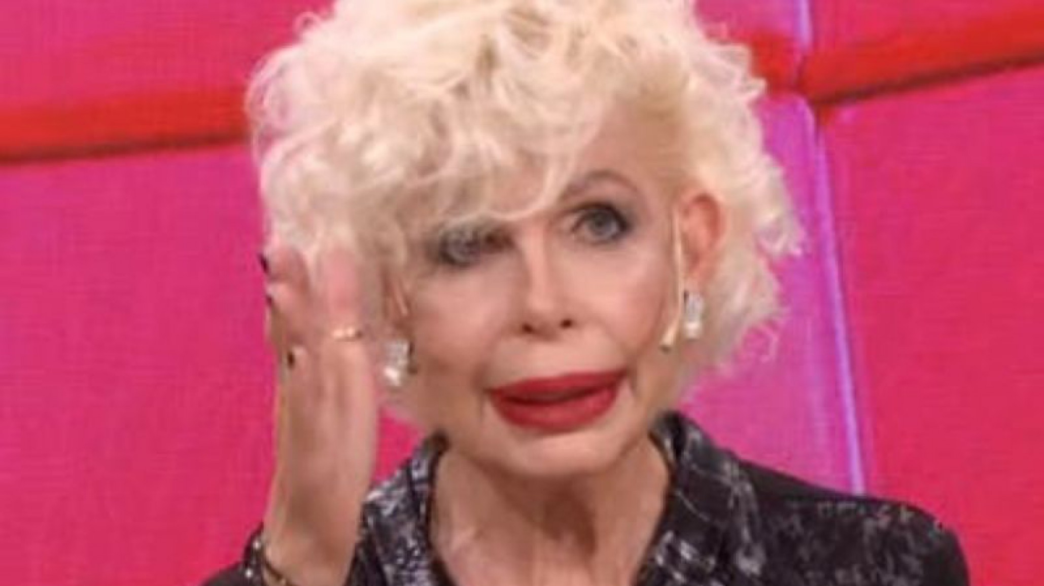 ¡Otra Vez! Leevon Kennedy denunció “fui estafada y acosada”