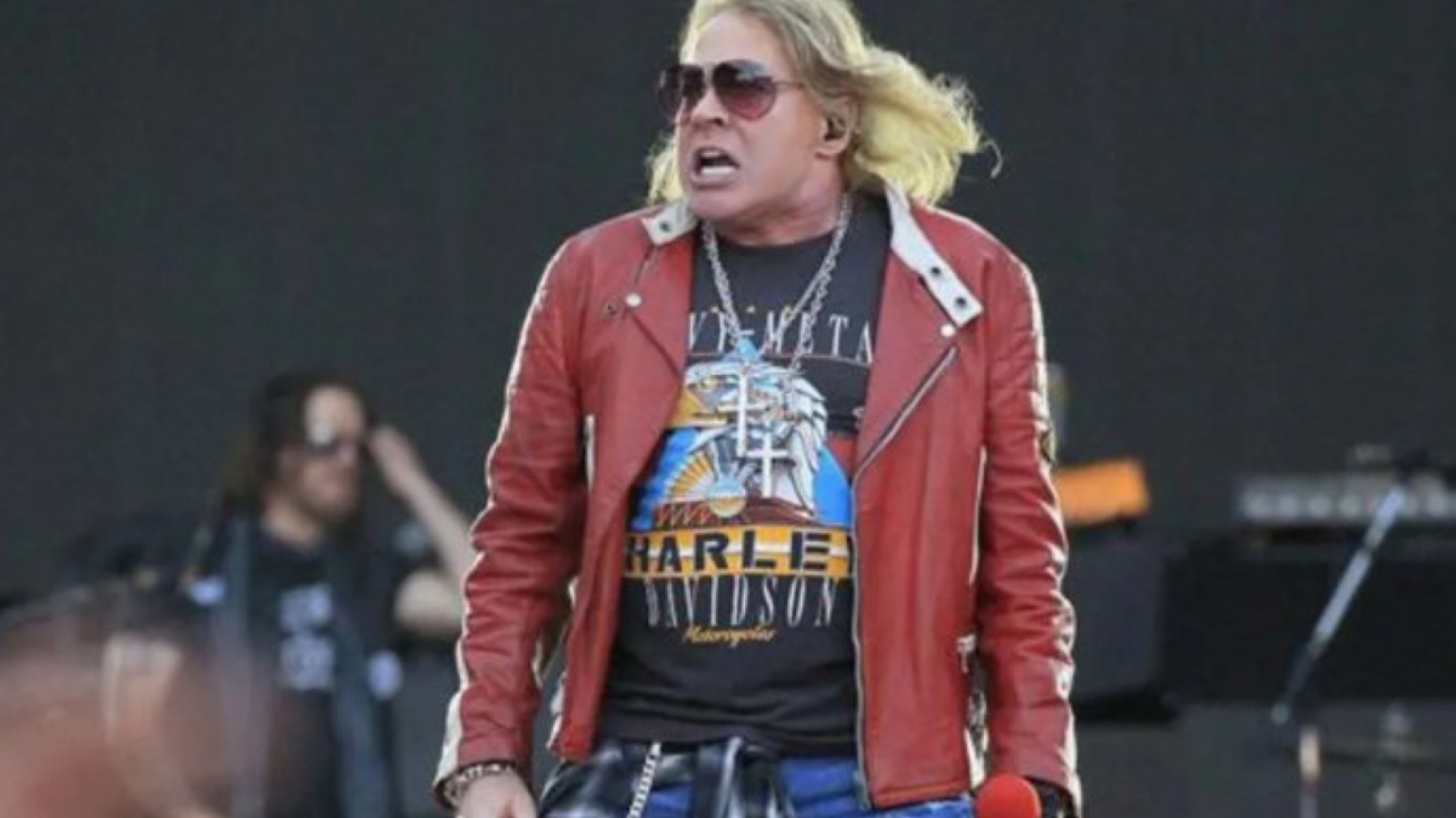 La pelea menos pensada: Axl Rose con el secretario del Tesoro de Estados Unidos