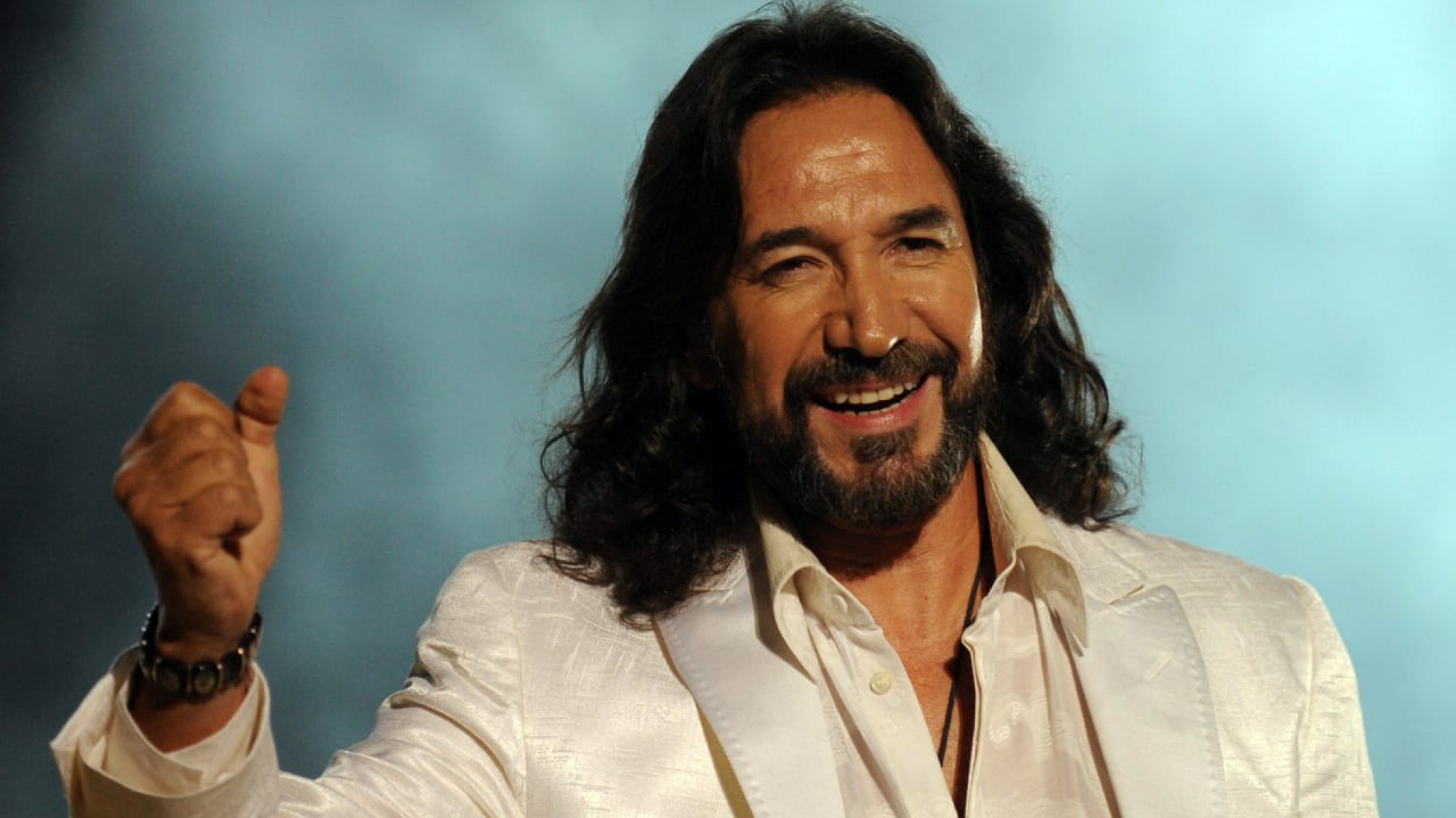 Marco Antonio Solís tras estar dos meses en cuarentena: ”Pronto todo estará mejor”