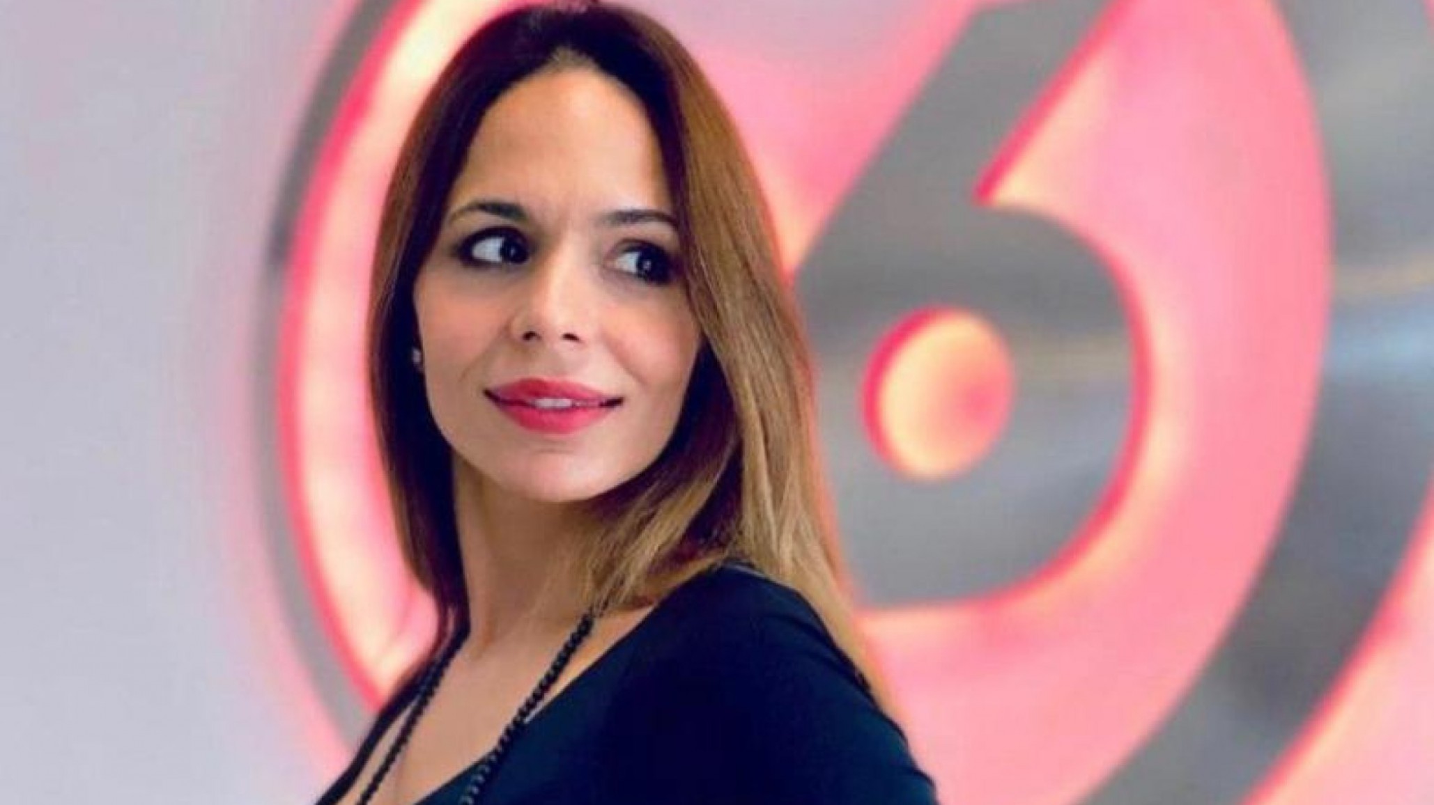 La periodista, Melisa Zurita, fue atacada con un cuchillo por la ex de su marido