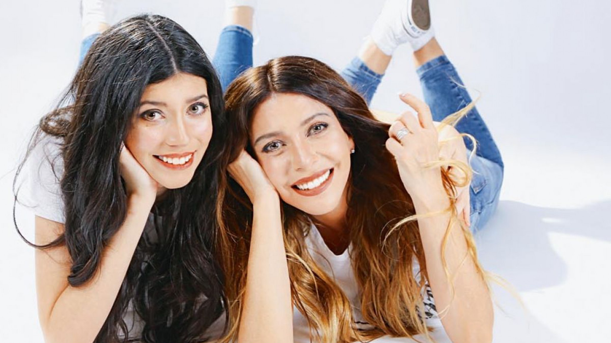 Mónica Ayos sorprendió por una foto con su hija, ¡igualitas!