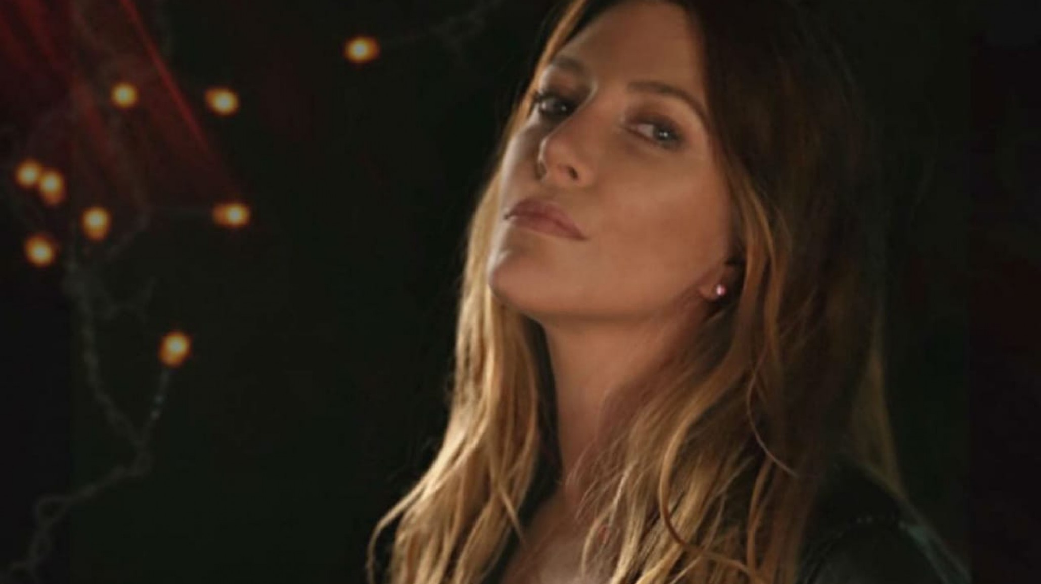 Mónica Ayos compartió una osada foto para tener más seguidores ¿Qué?