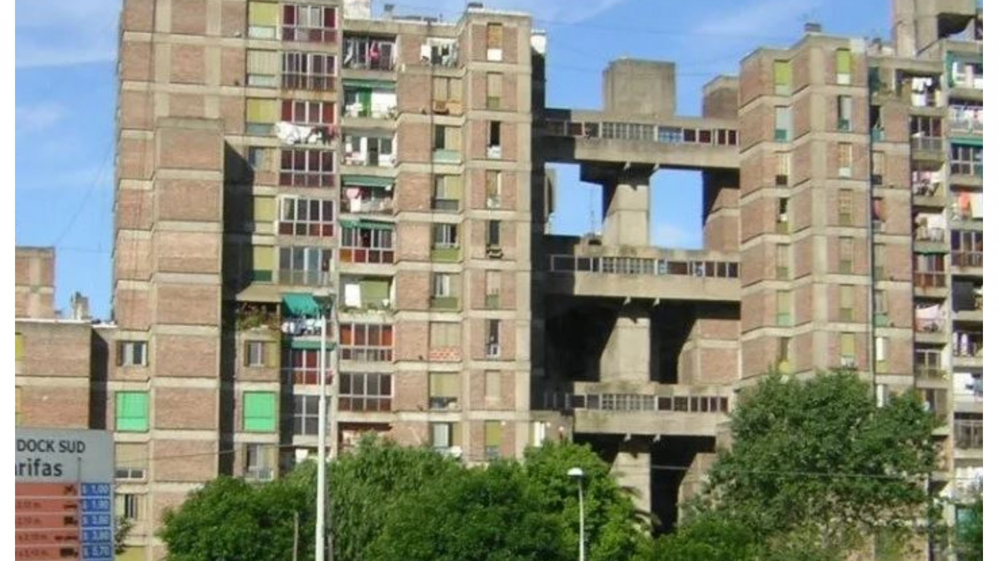 Una beba murió en brazos de su madre tras recibir un tiro durante una balacera