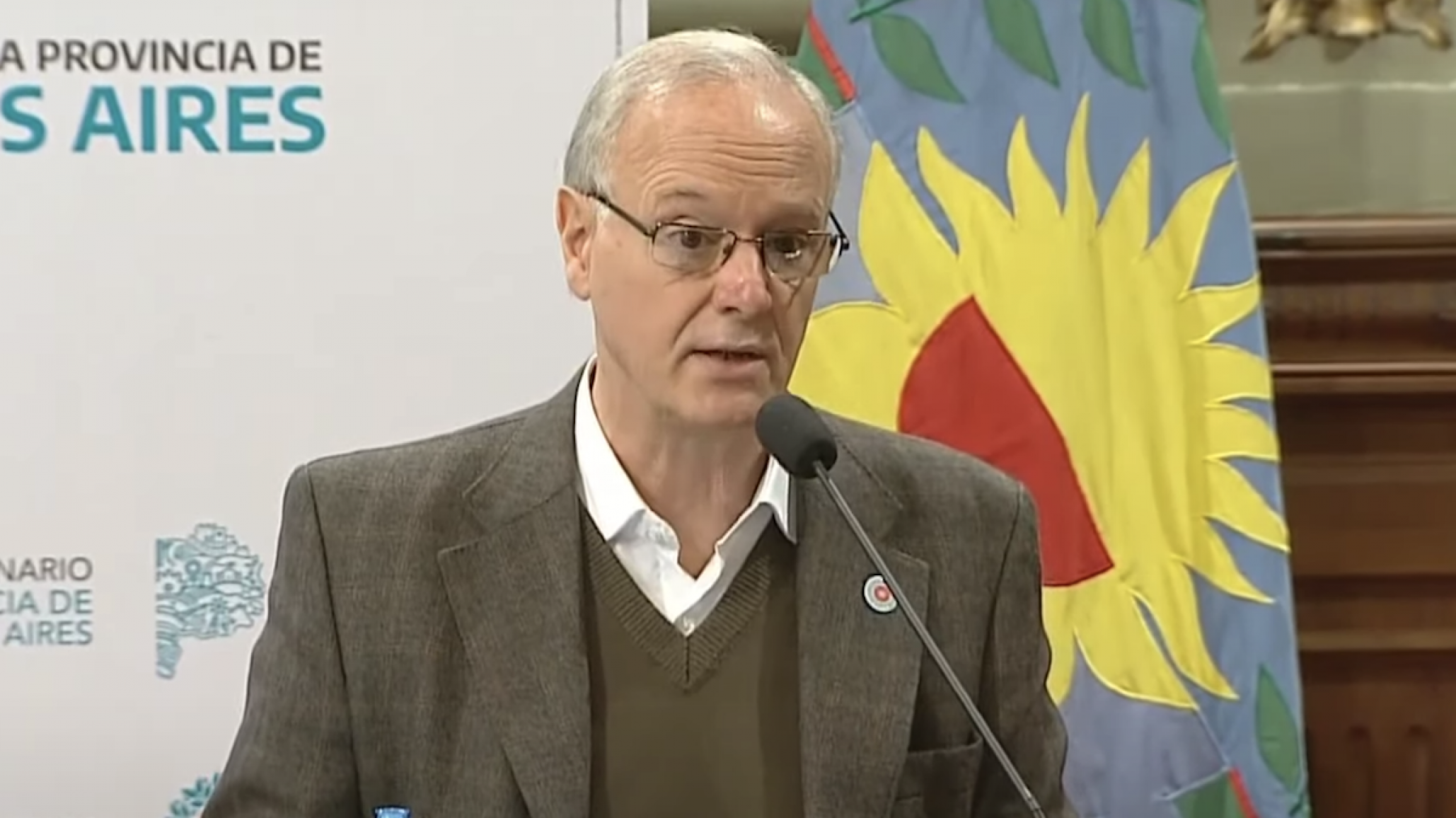 Gollan: “La vacuna será voluntaria y con consentimiento escrito”