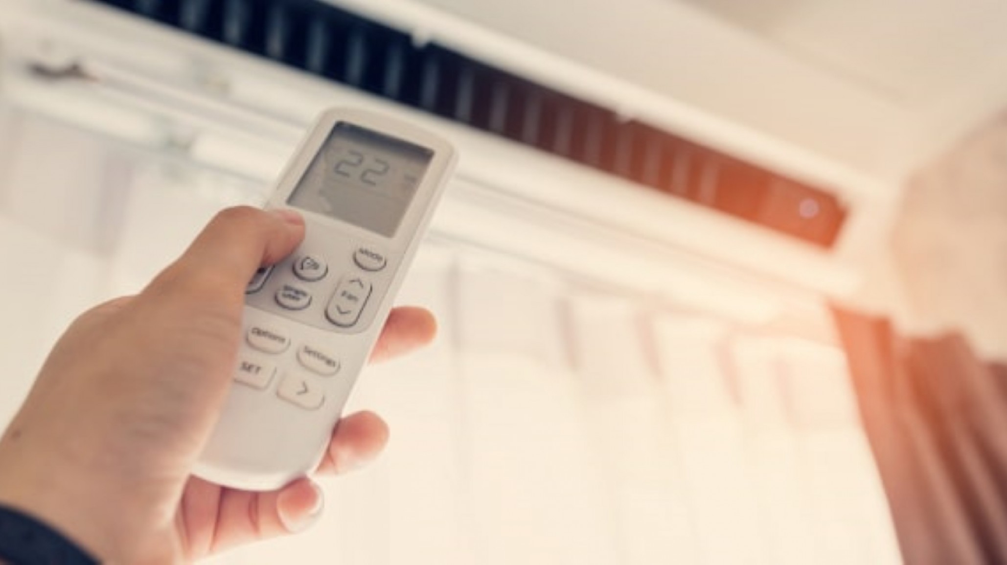 Experto del Conicet advierte “el aire acondicionado split NO renueva el aire”