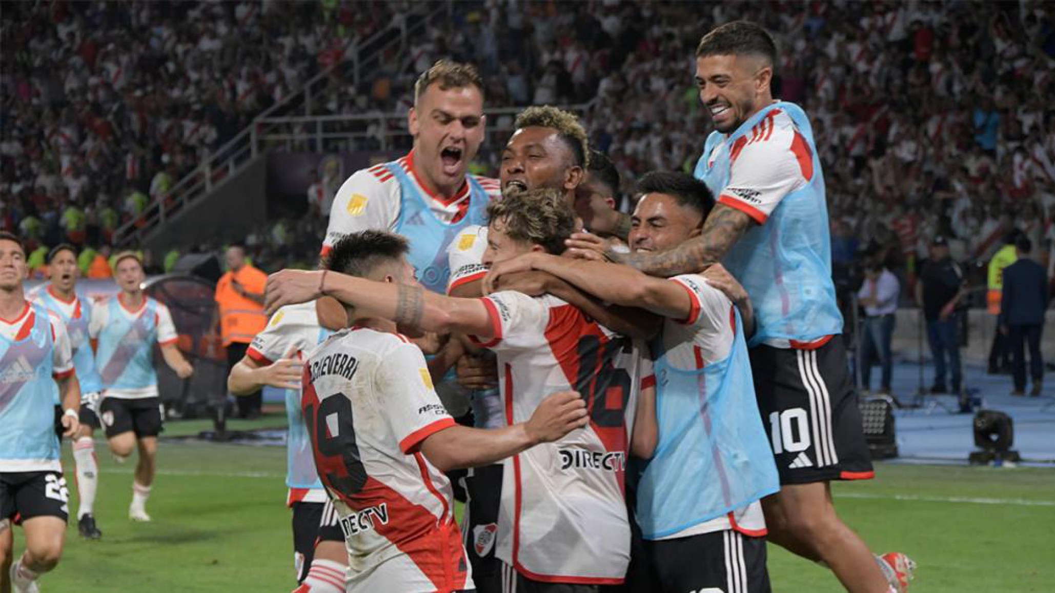 River se consagró campeón del "Trofeo de Campeones" ante Rosario Central