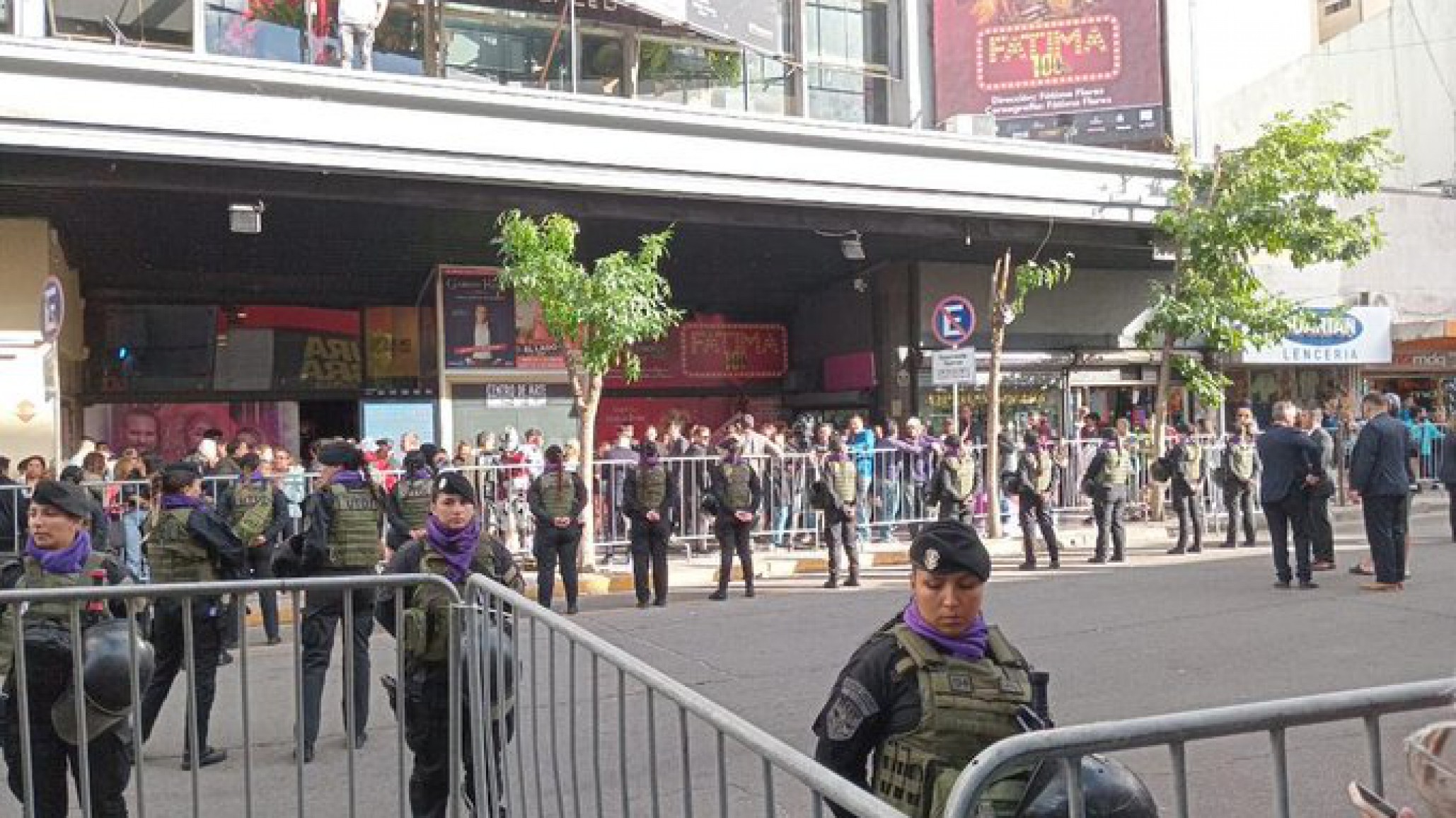 Diputado cuestionó operativo en Mar del Plata tras visita de Milei a Fátima ¿quién lo paga?