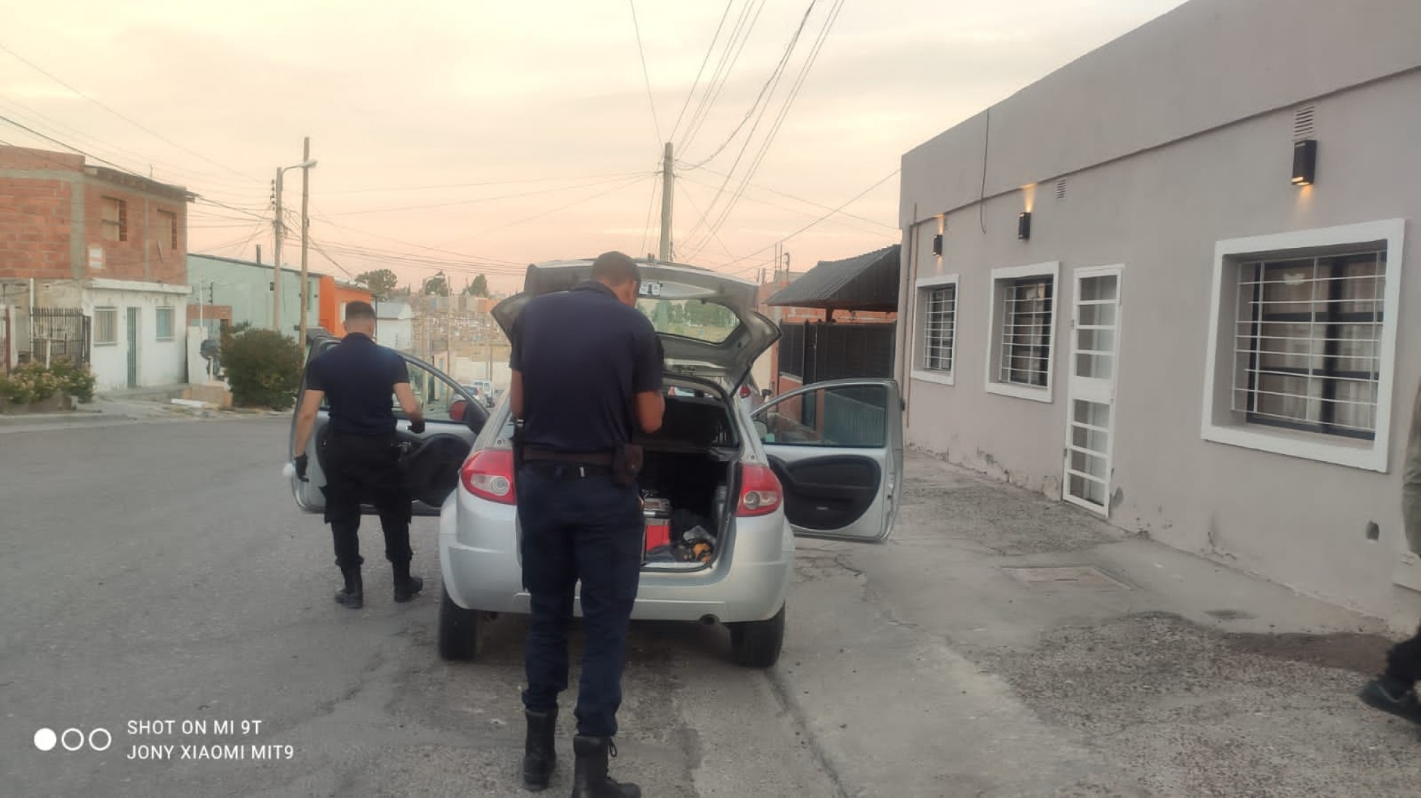 Encontraron un auto robado y lo devolvieron al dueño