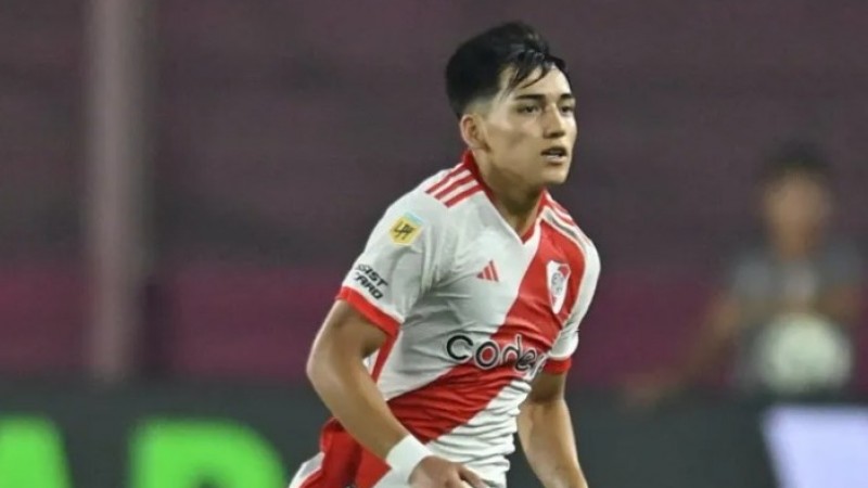 Subiabre, entre las 50 mayores promesas del mundo: el comodorense que empieza a hacerse un lugar en River