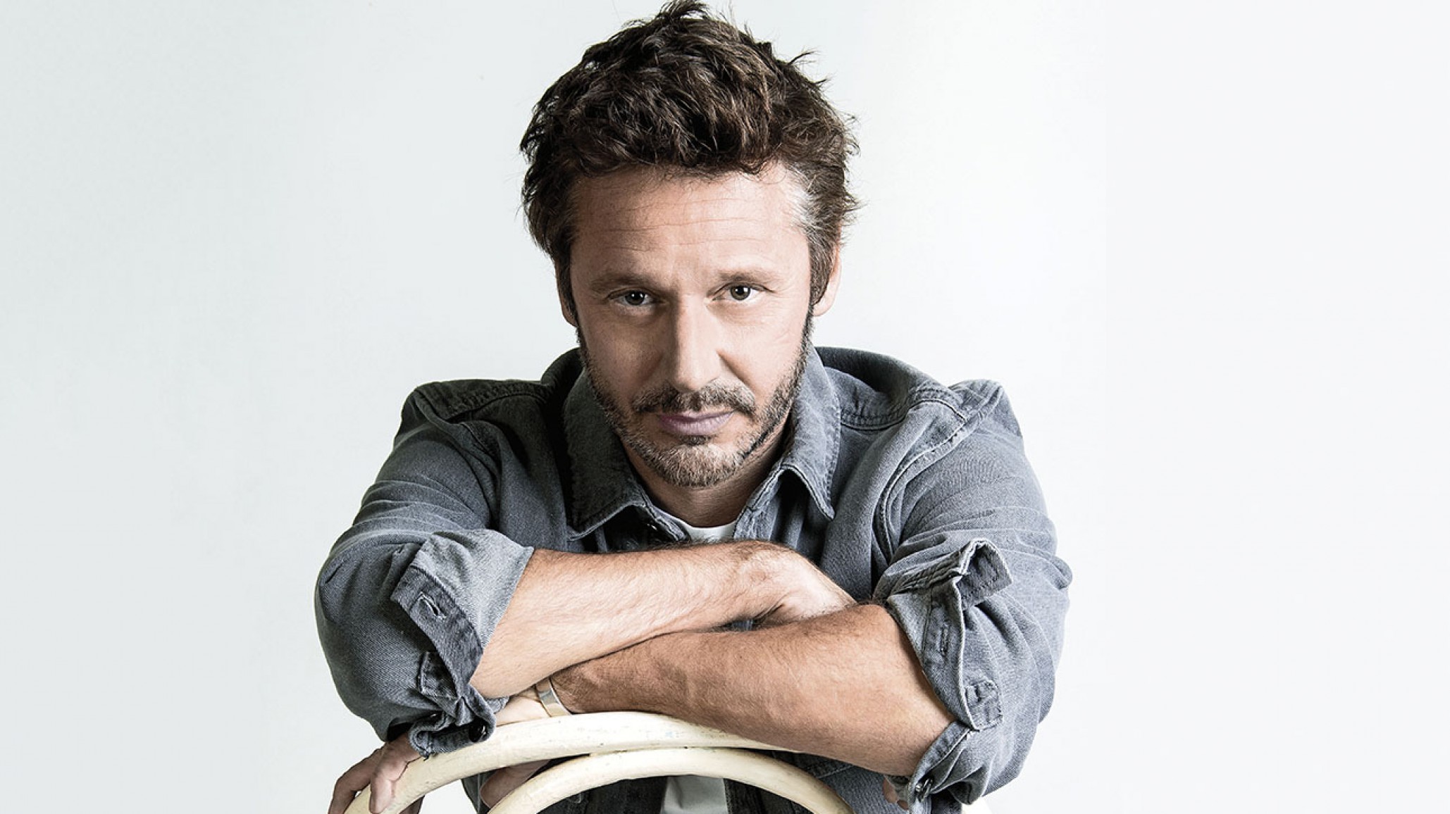 El mensaje de Vicuña para las víctimas de los incendios en Chile: "Nos duele cada vida perdida, cada suelo en cenizas"