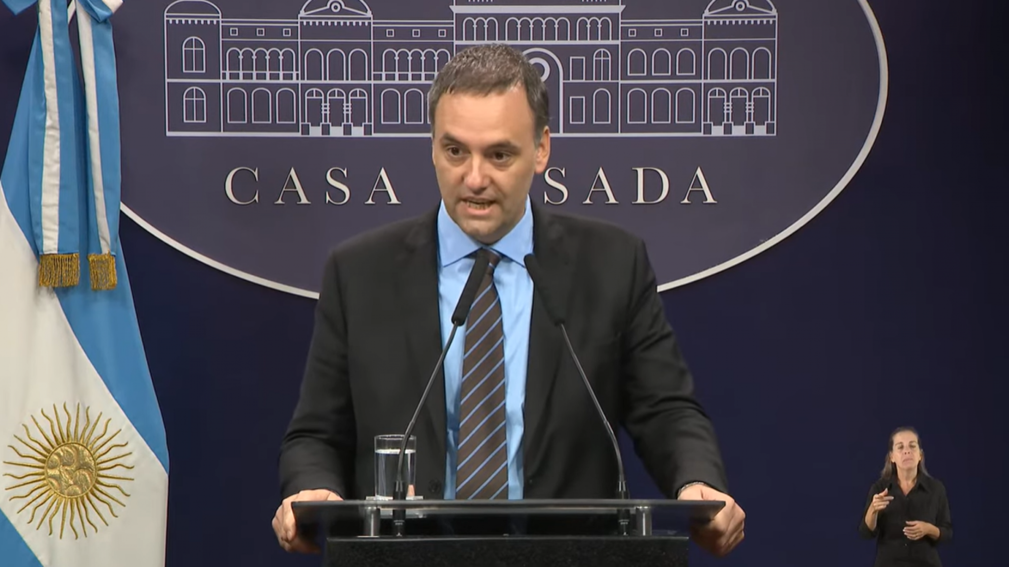 La respuesta del gobierno a Cristina Kirchner: 'Que vaya y vea los números'