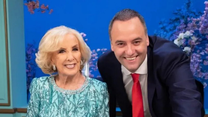 Adorni reveló cuanto cobra y negó haber recibido un aumento