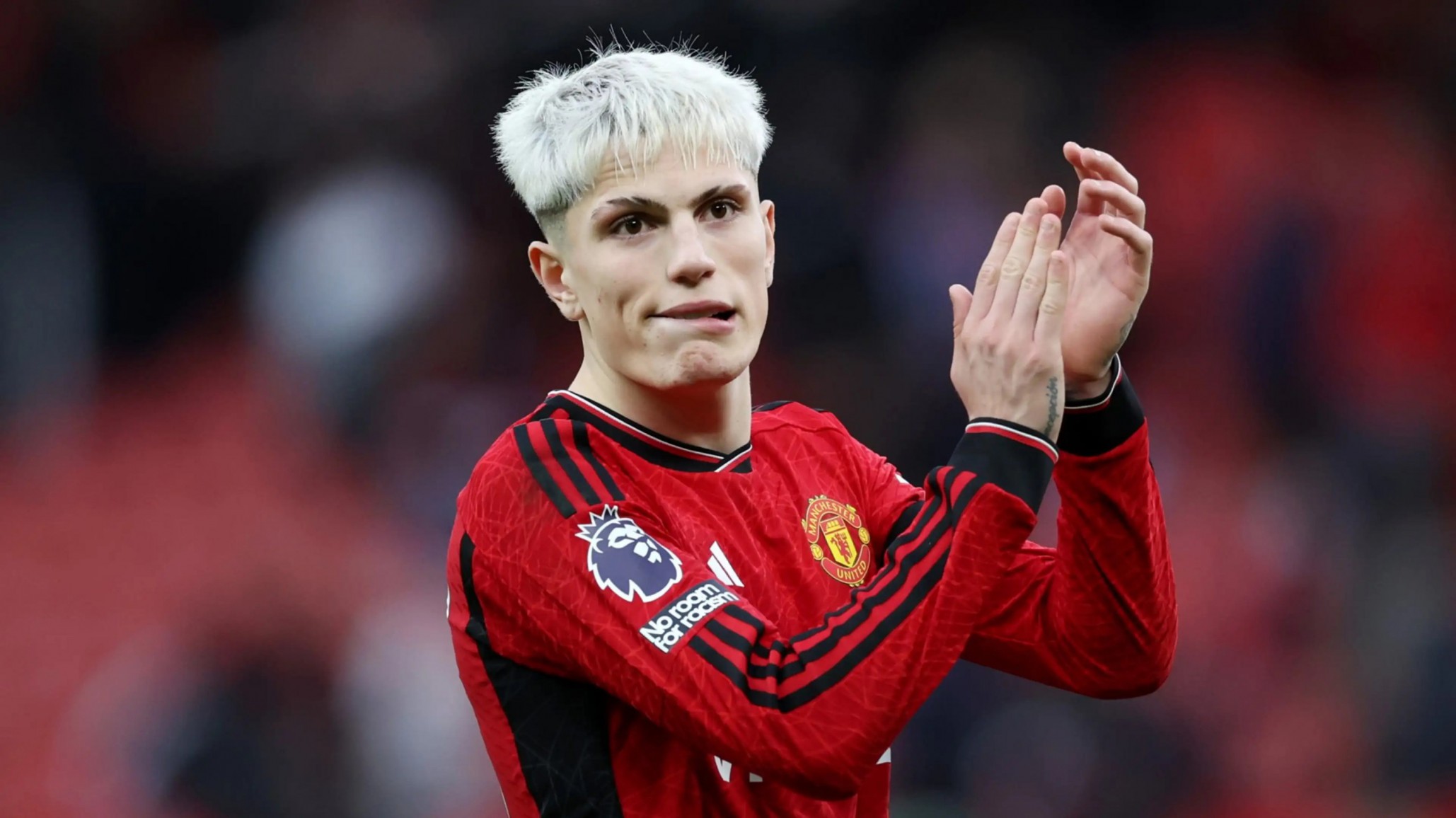 Manchester United pidió a Manchester City que Garnacho viaje en su avión