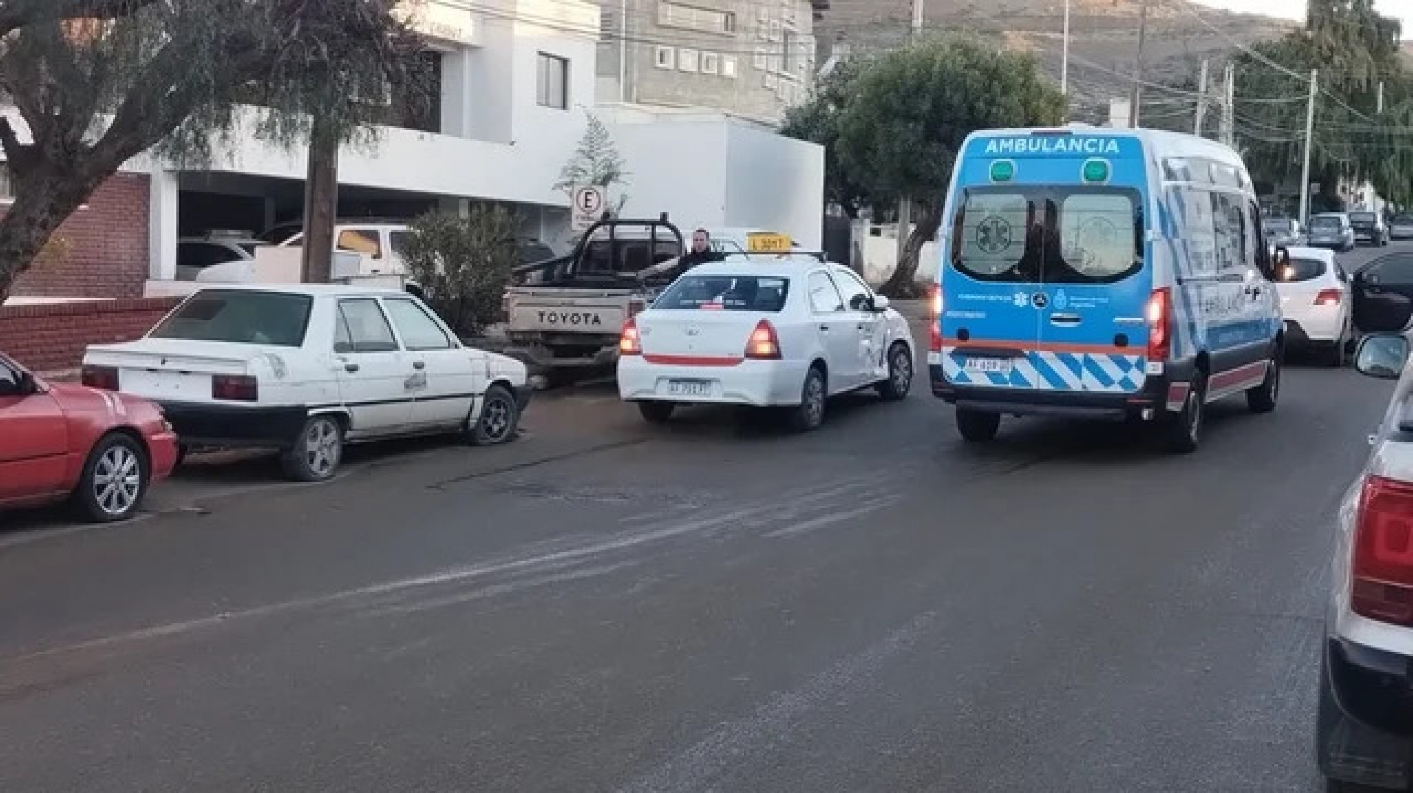 Una persona herida tras accidente de tránsito en Avenida Rivadavia