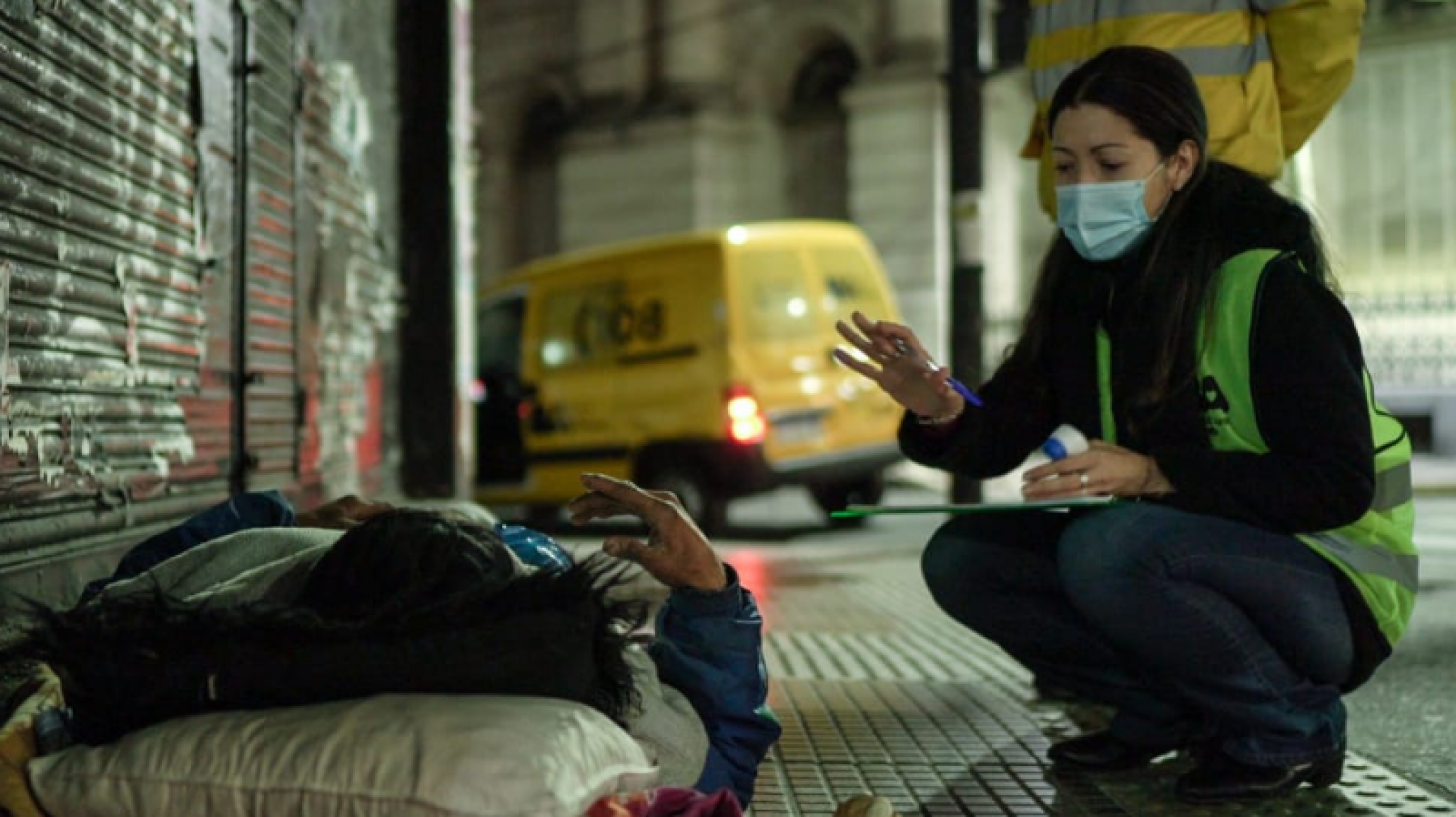 Jóvenes detenidos por disparar contra personas en situación de calle