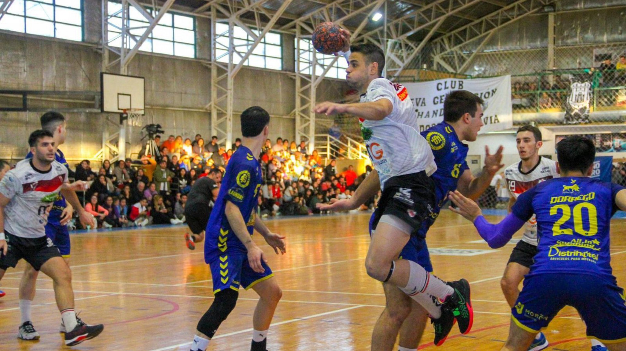 Comienza el Nacional de Clubes B de handball en Comodoro con modificaciones en el fixture