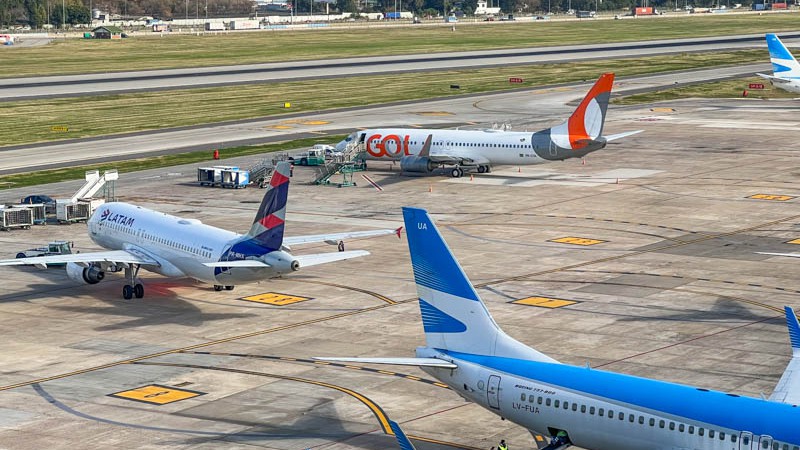 Hay demoras en Ezeiza y Aeroparque por medidas gremiales