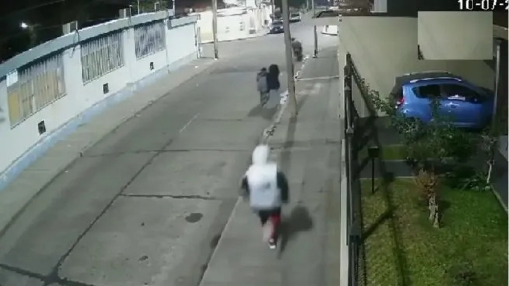 Tragedia: Un niño falleció tras ser baleado en un tiroteo entre un policía y motochorros