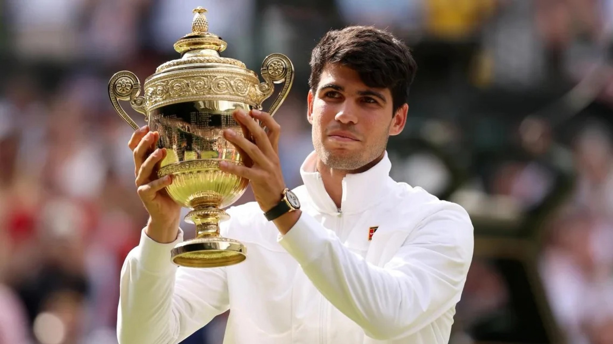 Carlos Alcaraz venció a Djokovic y es bicampeón de Wimbledon