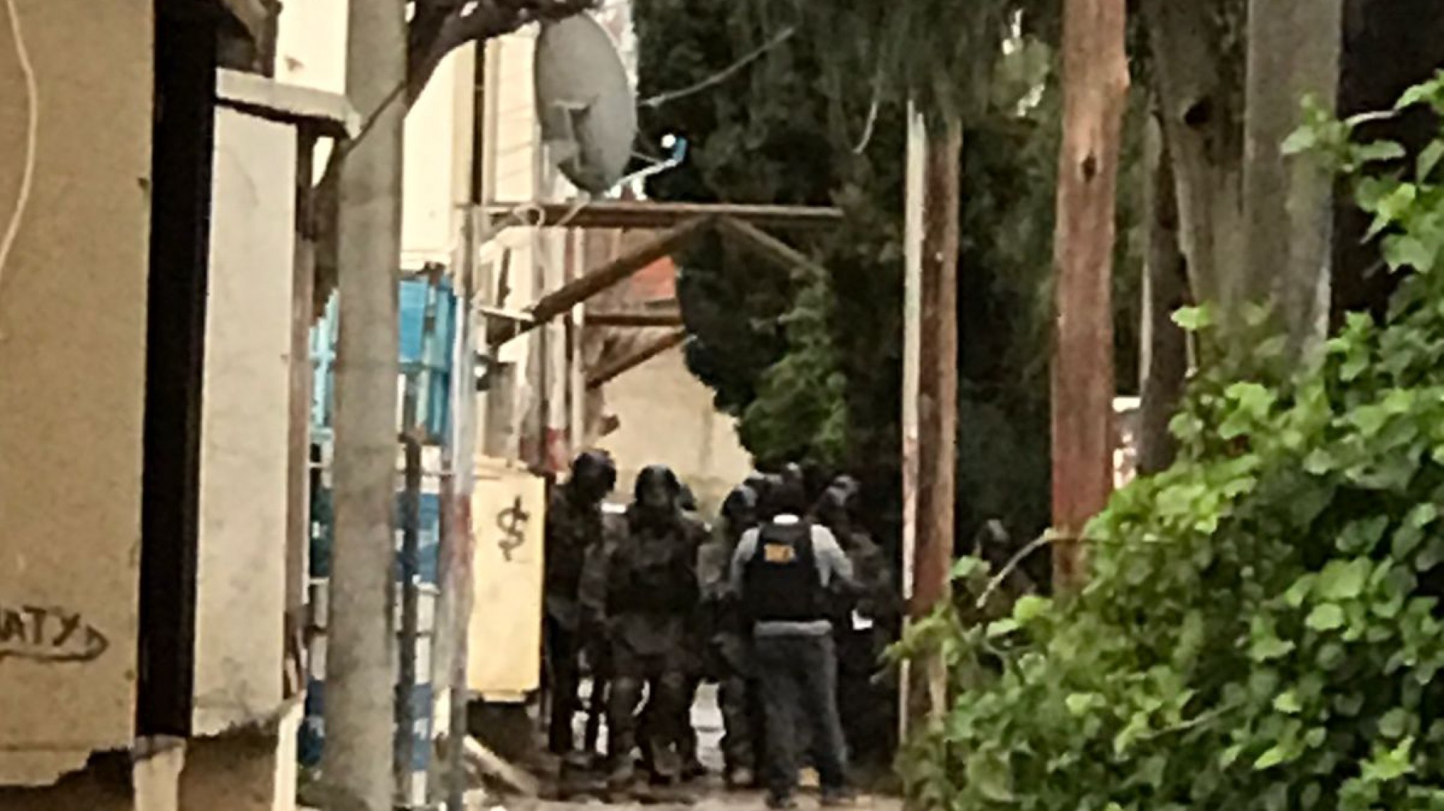 Allanamiento en la 1008: Hay un gran operativo policial tras días de violencia y tensión en la zona
