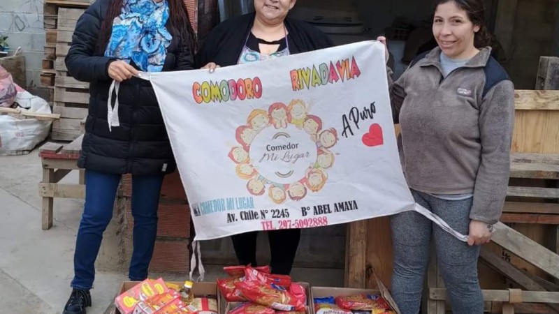 Comedor "Mi Lugar": Convocan a padrinos y madrinas para donar zapatillas a niños