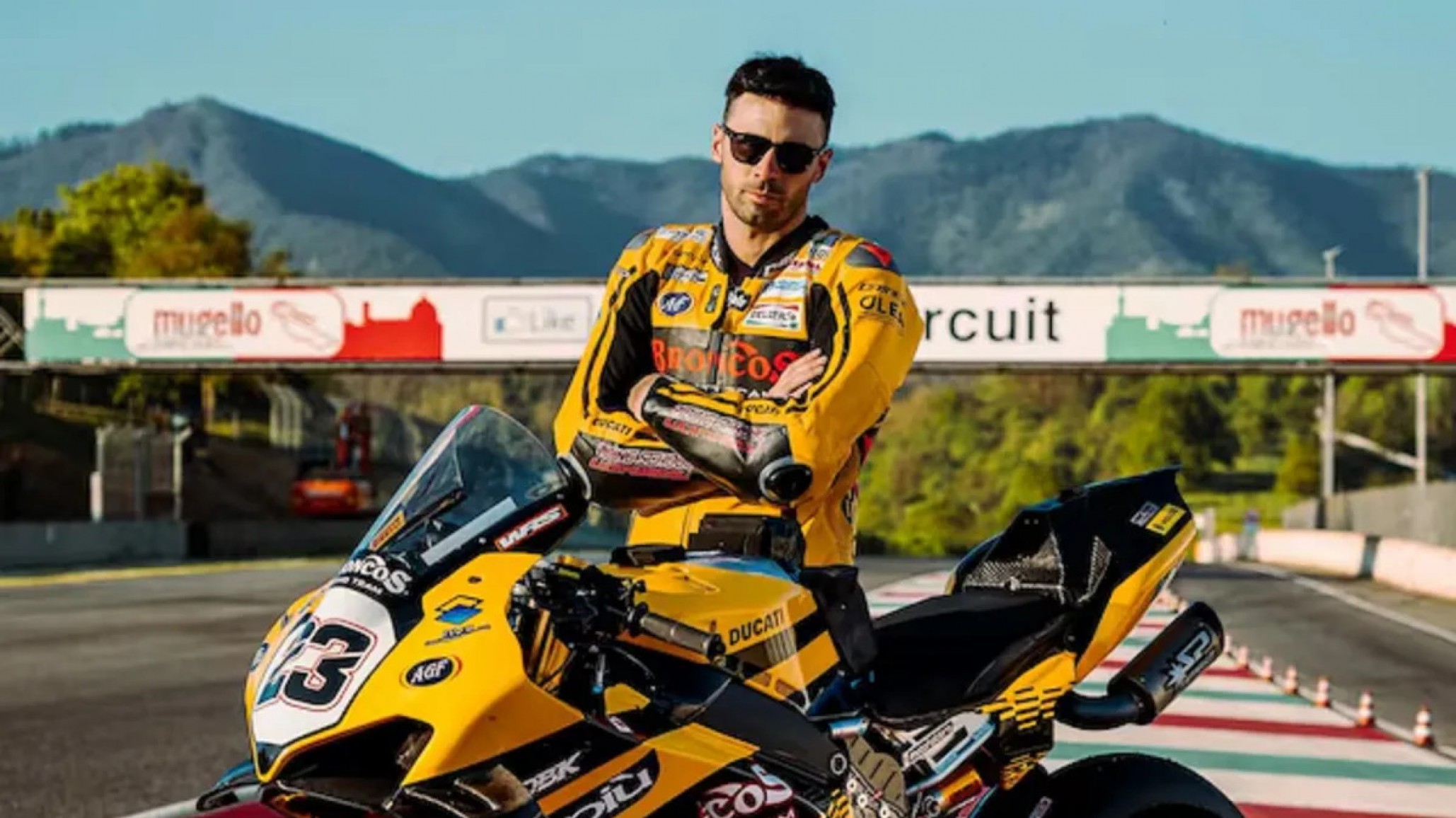 Falleció el piloto y youtuber italiano Luca Salvadori en un accidente en Alemania