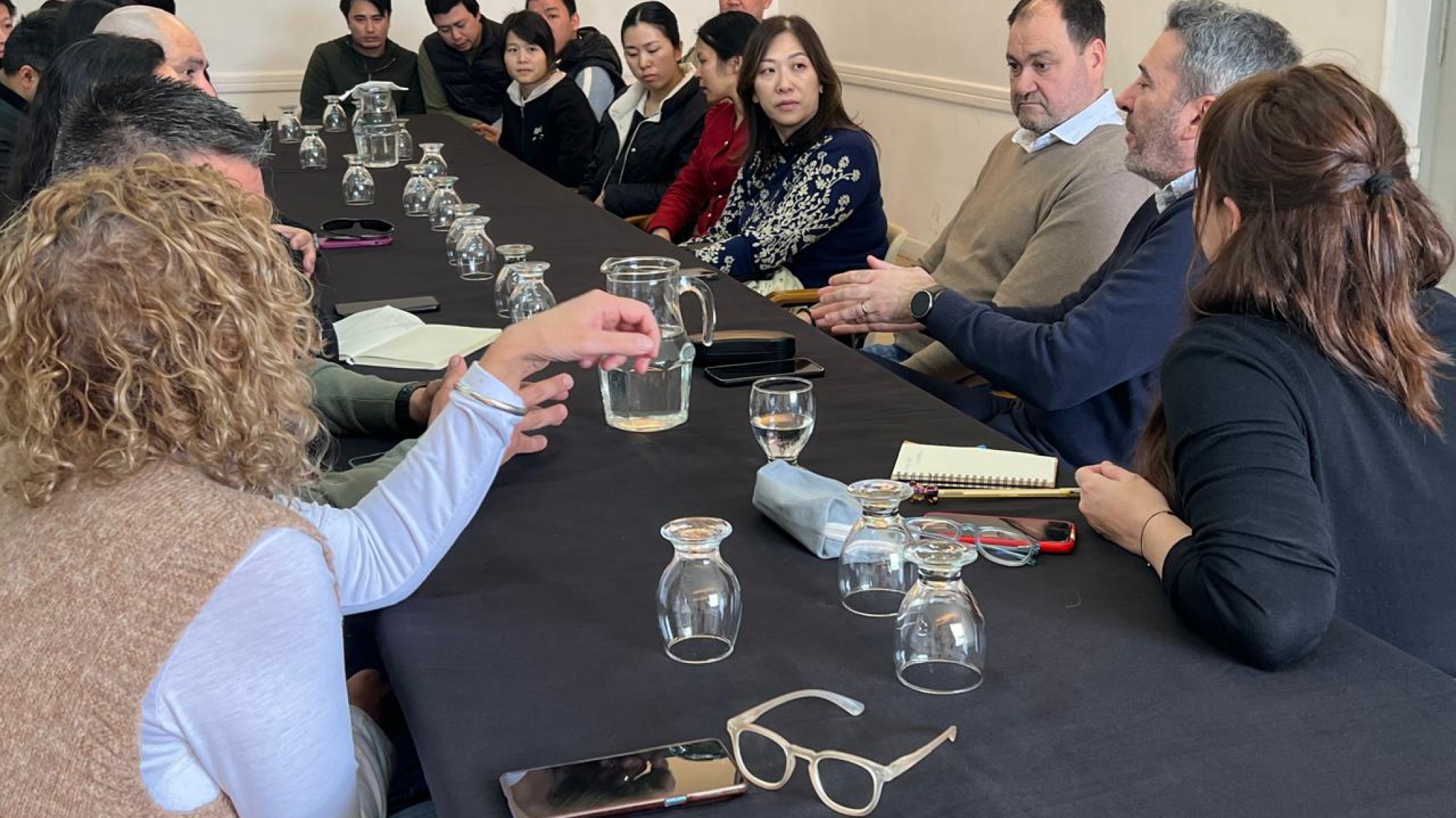 Concejales y Cámara de Comercio se reunieron con supermercadistas chinos para avanzar en una ordenanza que los regule