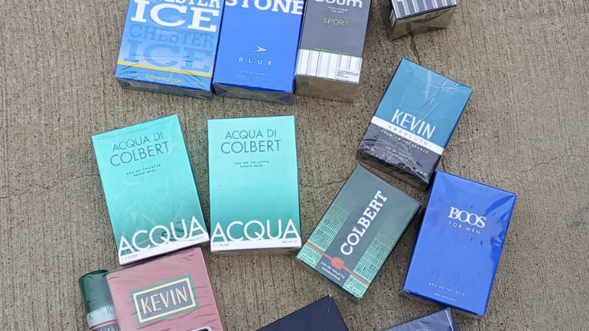 Detuvieron a un hombre por robar 15 perfumes valuados en más de 400 mil pesos