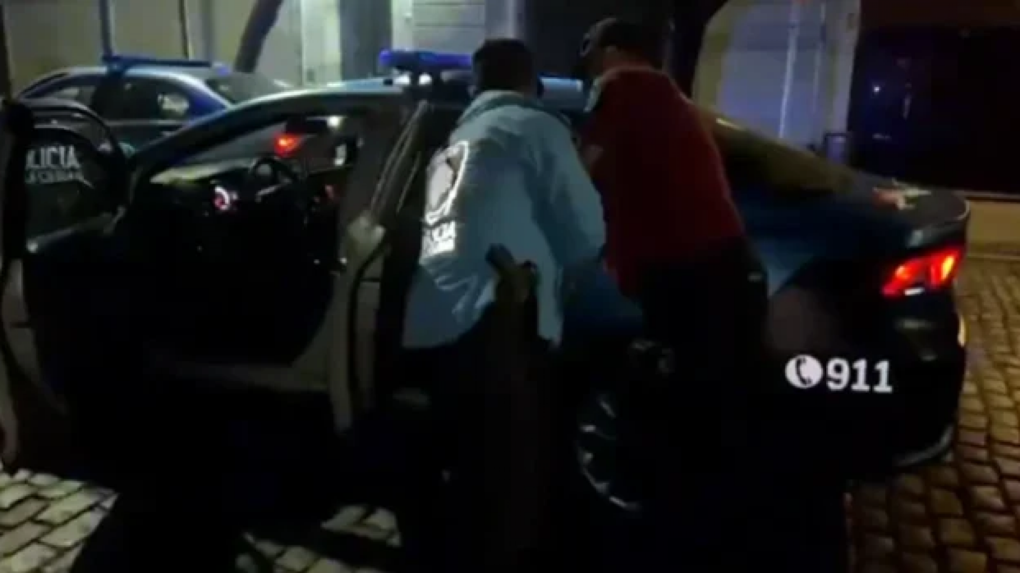 Invitó a su novio a la casa porque había consumido demasiado alcohol y la asesinó de dos disparos