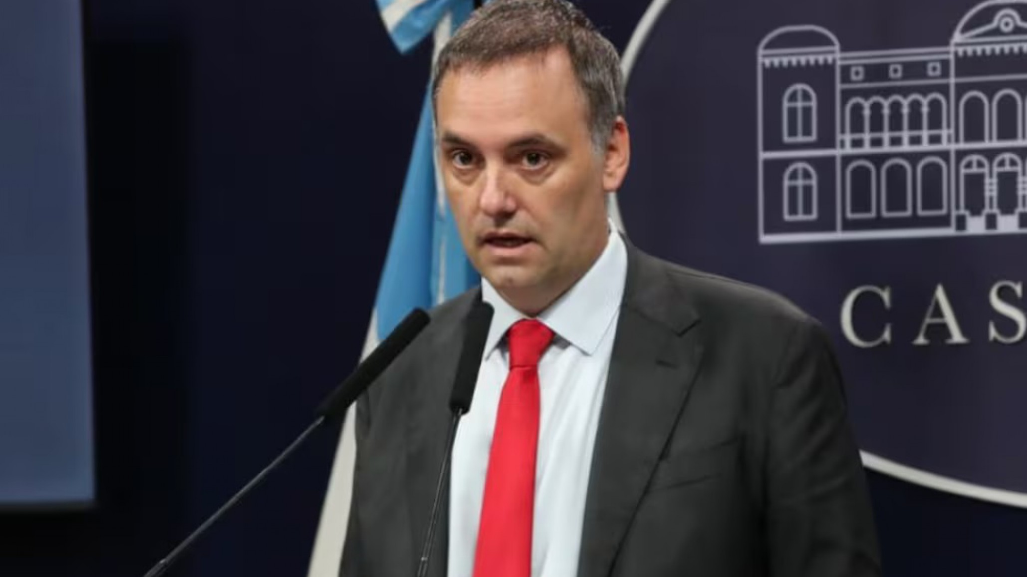 El Gobierno privatizará rutas nacionales y las entregará al sector privado