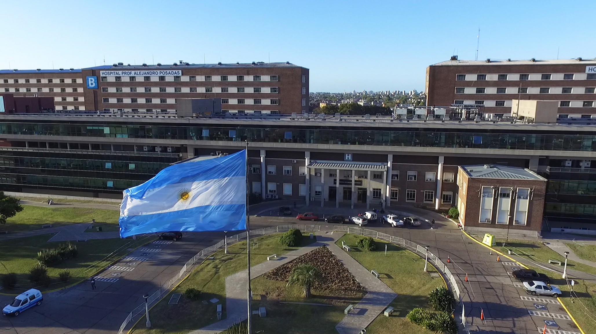 El Gobierno busca transferir los hospitales nacionales a las provincias: "La salud es una responsabilidad local, que se hagan cargo"