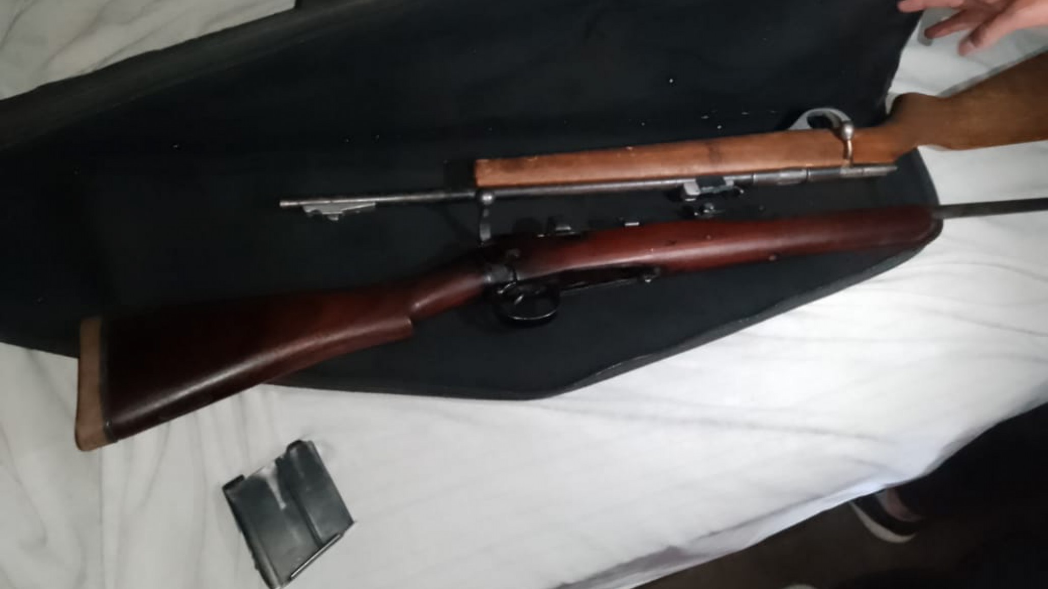 Siete allanamientos y dos detenidos en un operativo antidrogas en Sarmiento y Comodoro Rivadavia