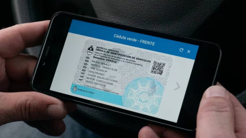 El Gobierno implementó la nueva "cédula azul" digital: disponible en la app Mi Argentina
