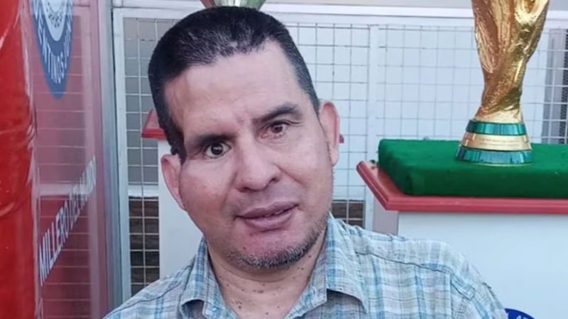 Familiares de la pareja de Cáceres denuncian que "la mataron" tras caer de un séptimo piso