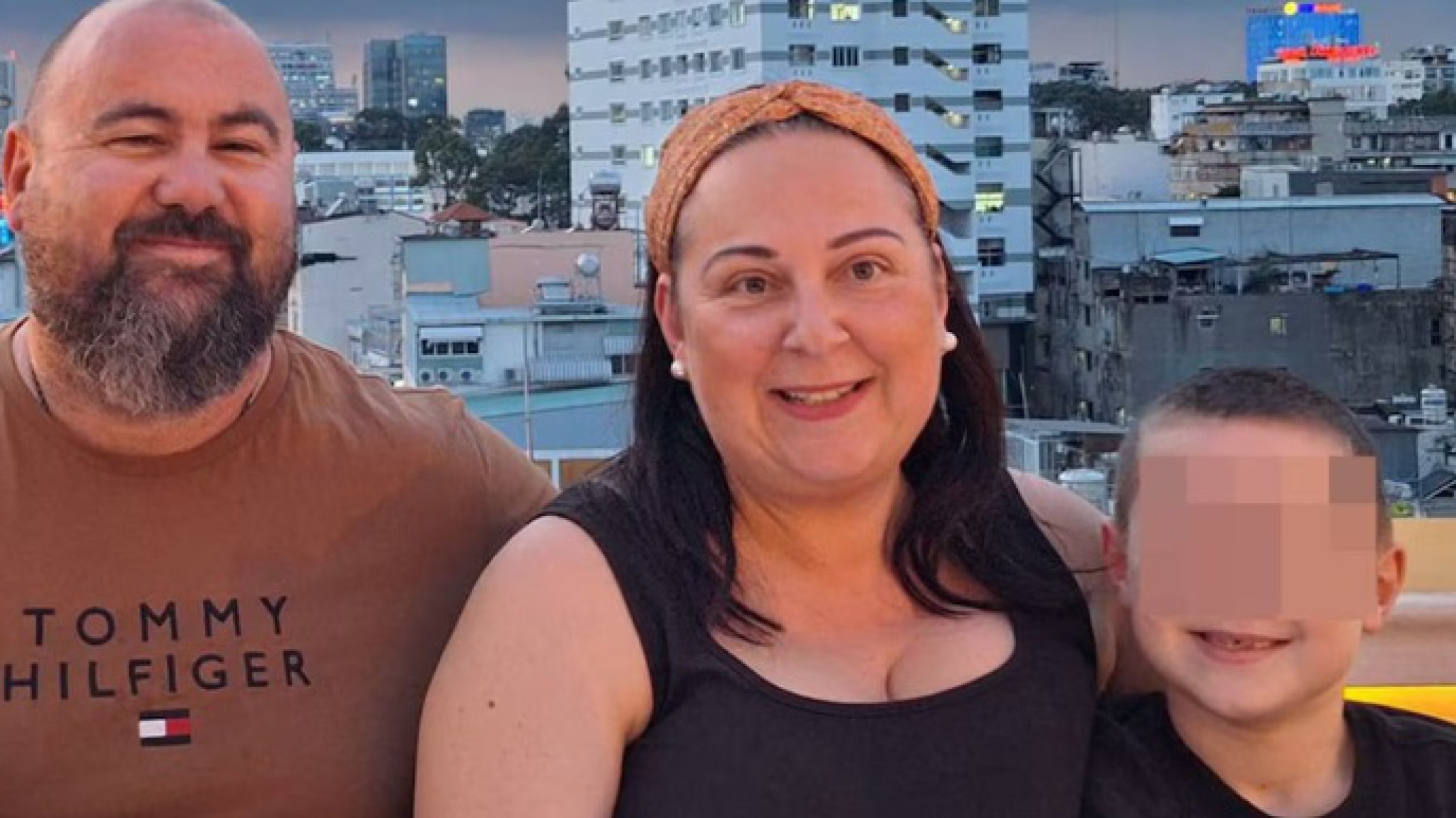 Padres fingieron que su hijo de seis años tenía cáncer para recaudar dinero