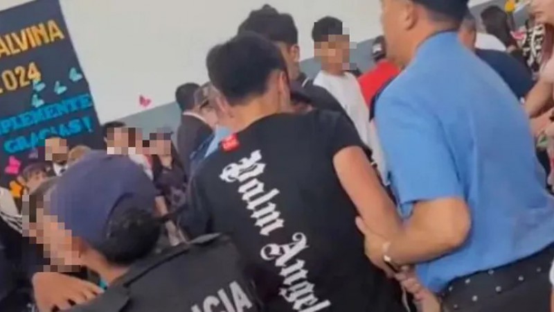 Un acto escolar terminó en una violenta pelea entre dos madres