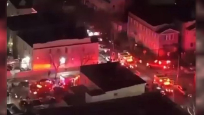 Tiroteo en plena madrugada frente a un club de Queens: Hay 11 heridos