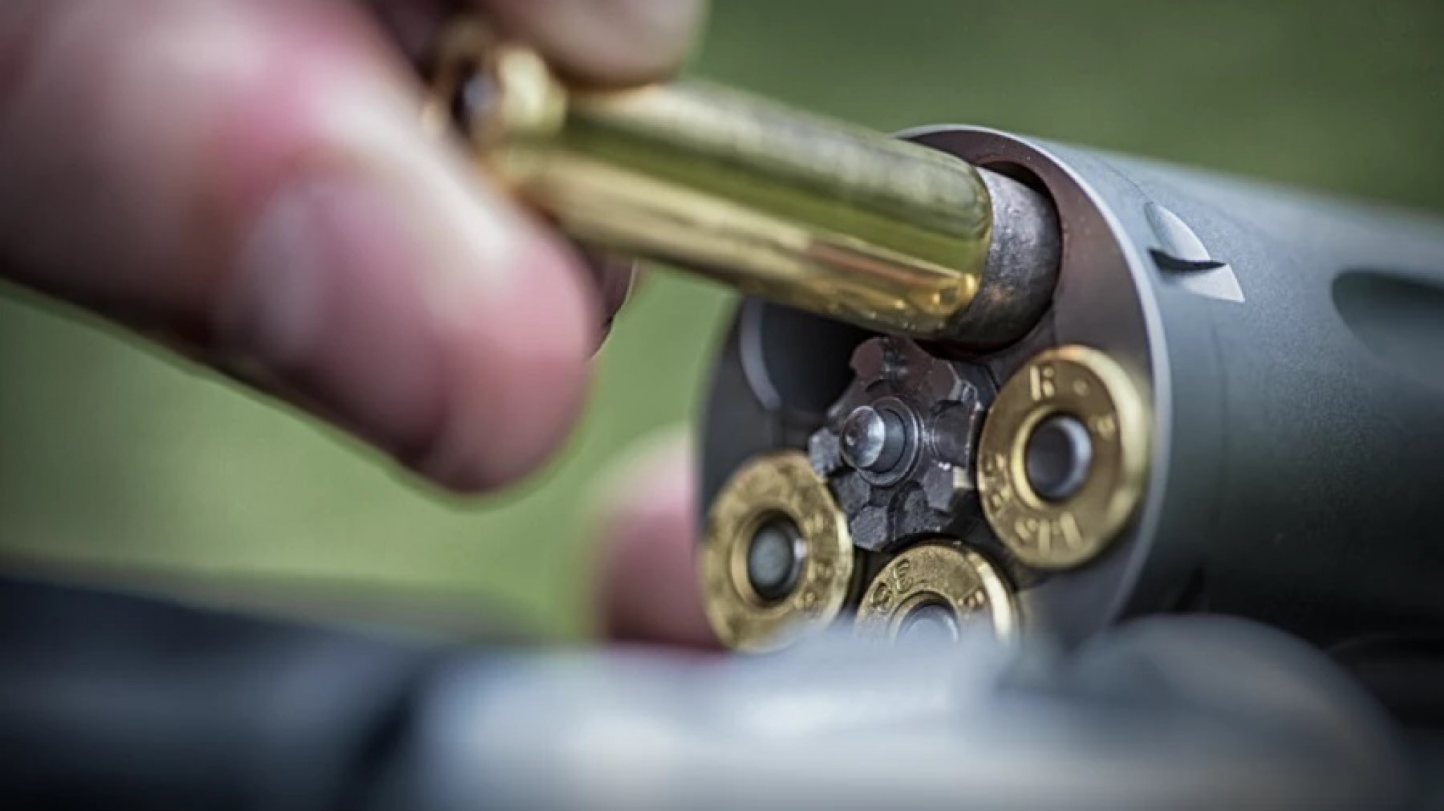 Un niño de 9 años sufrió una grave herida cuando jugaba con un encendedor y una bala