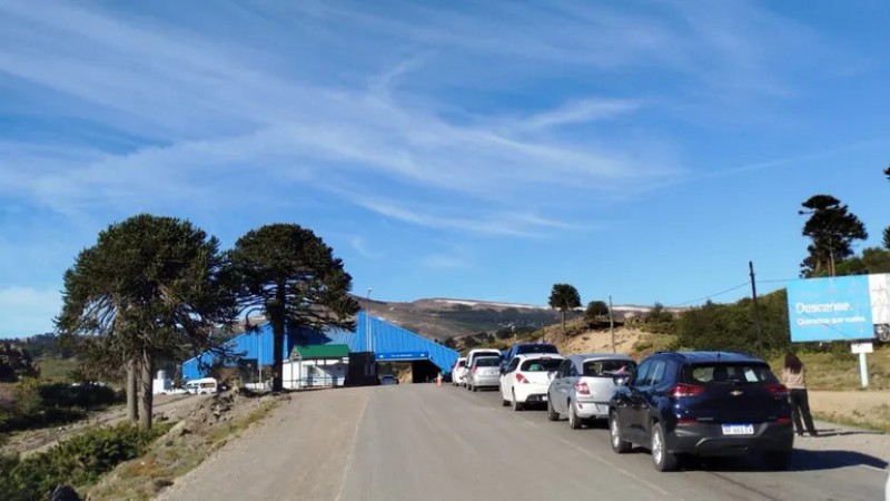 Querían cruzar a Chile con una mujer muerta y no se habían dado cuenta: creyeron que estaba dormida