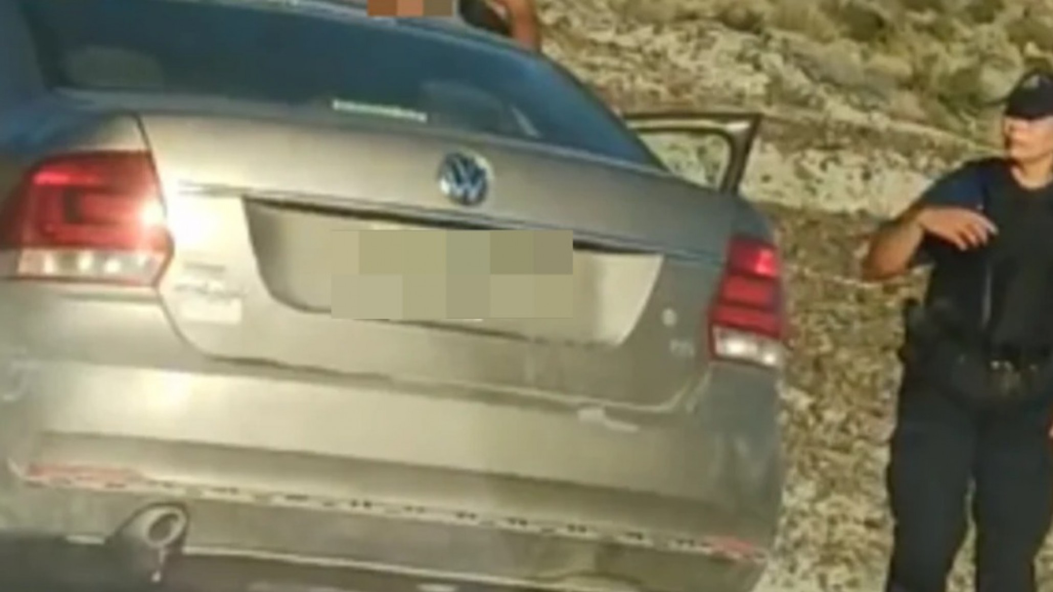 Récord, escándalo y resistencia: manejaba con 3.33 de alcohol en sangre y dejó el auto colgando