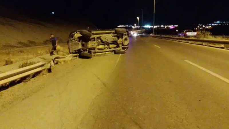 Volcó en Ruta 3 y terminó en el hospital: sufrió golpes en la cabeza