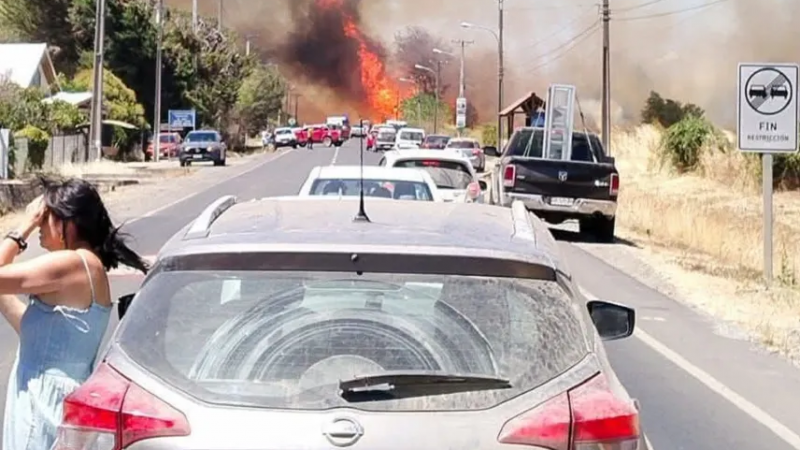Chile declara emergencia y establece toque de queda