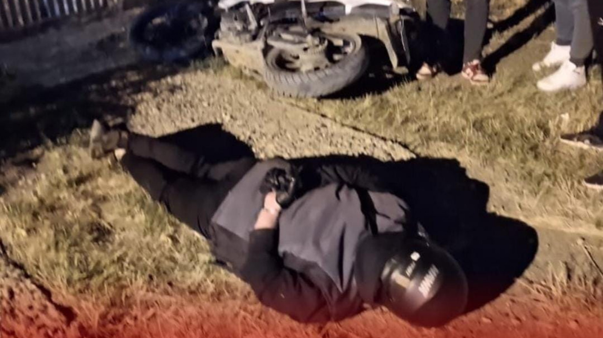 Incendiaron el auto de un juez tras recibir una resolución judicial en su contra