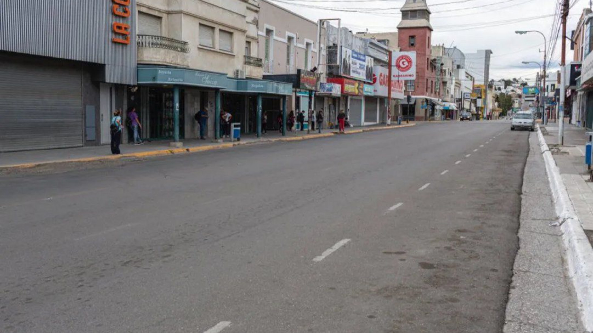 Comodoro: 300 despidos confirmados y una desocupación que empieza a provocar un efecto cascada en todo los sectores